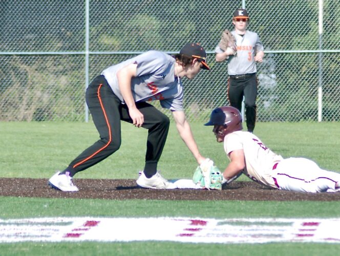 Linsly baseball doubles up Williamstown, 12-6